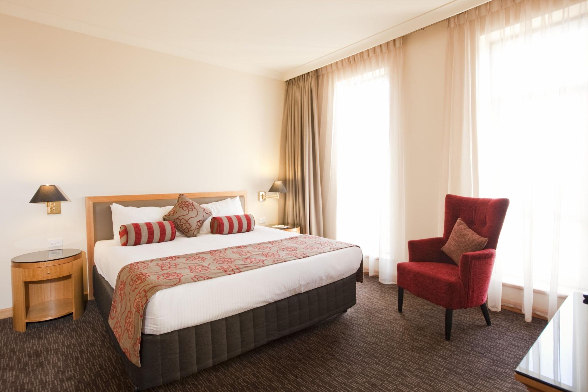 Duxton Hotel Перт Екстер'єр фото A room at the hotel