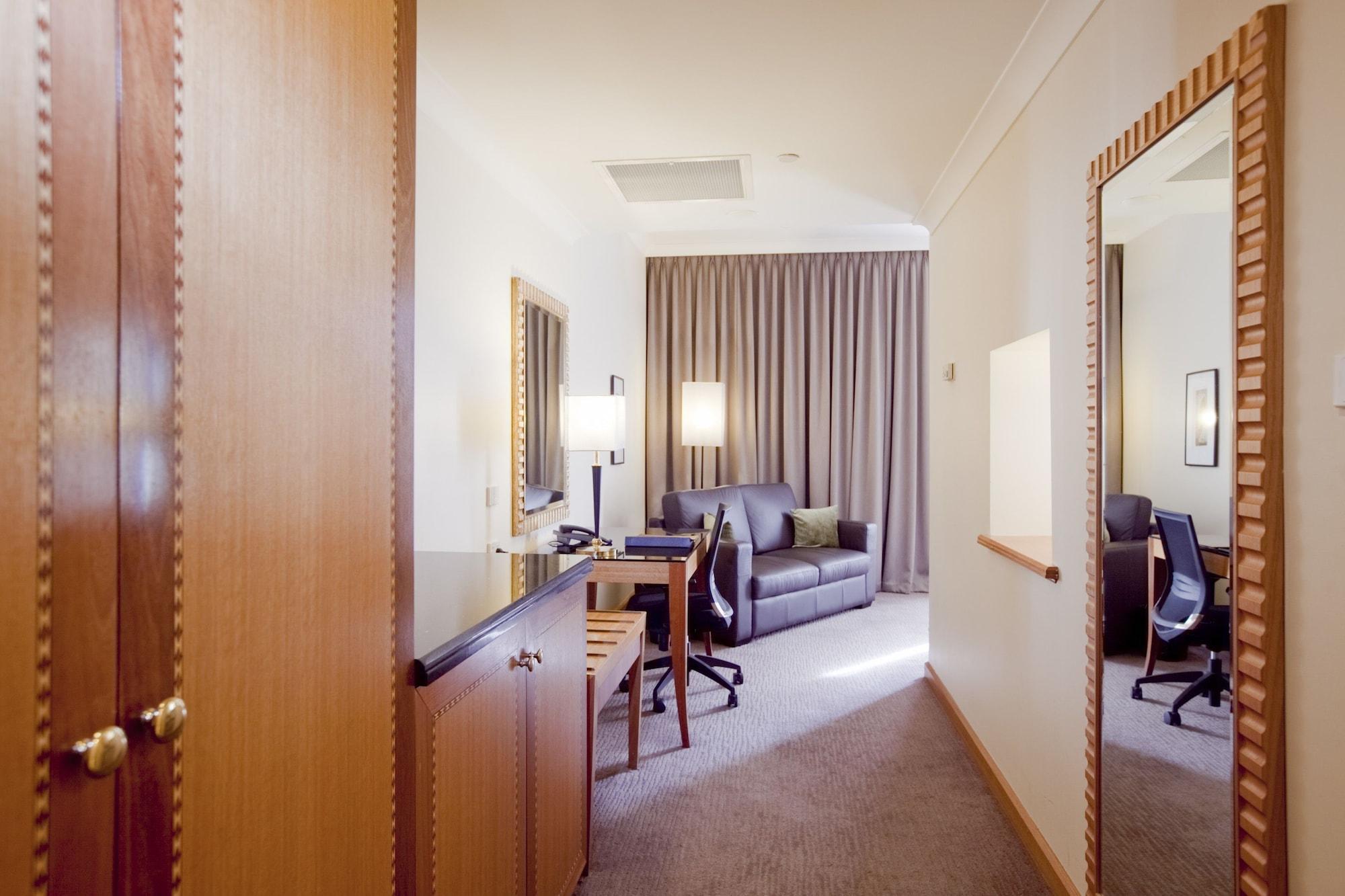 Duxton Hotel Перт Екстер'єр фото A suite at the hotel