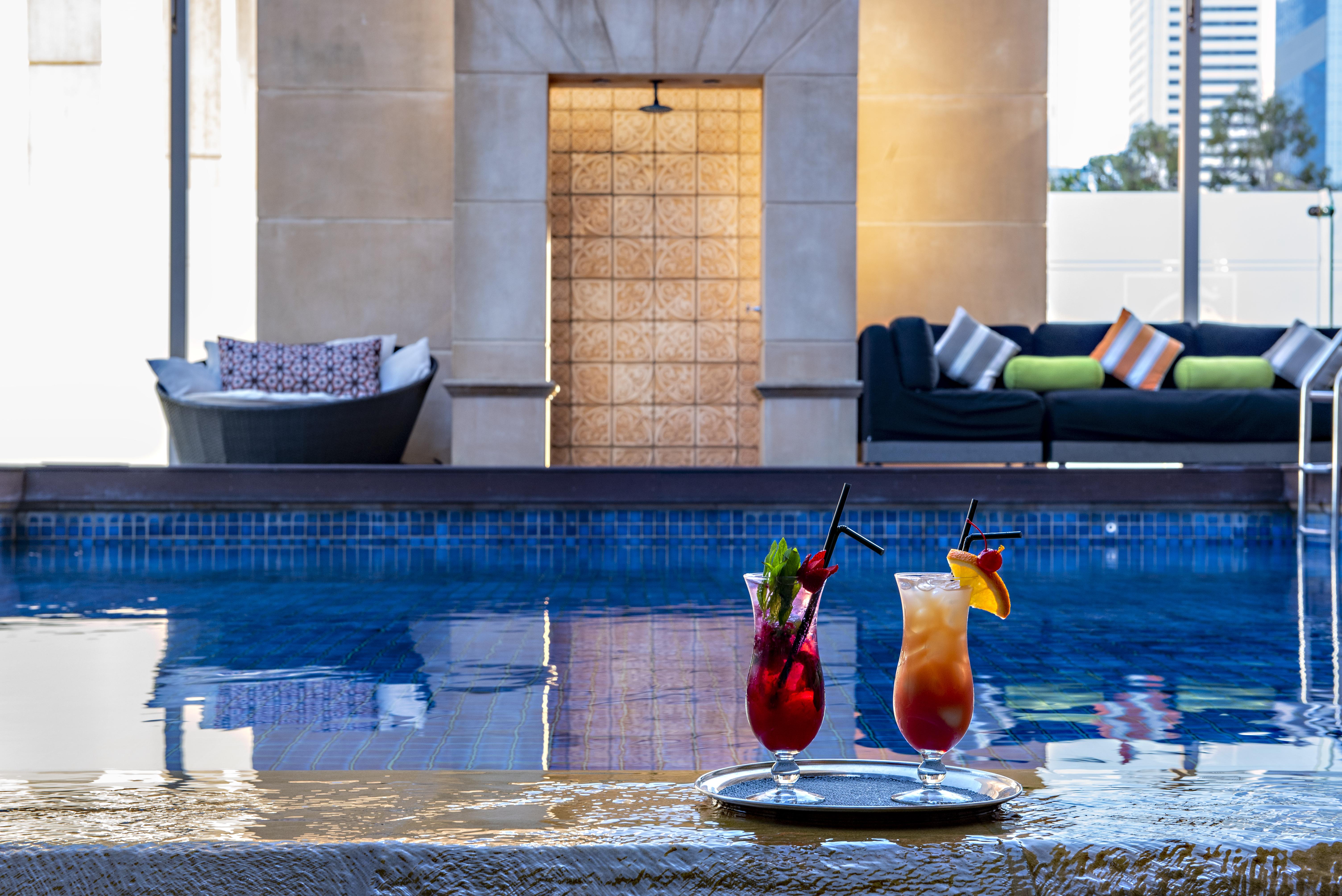 Duxton Hotel Перт Екстер'єр фото Pool at the hotel