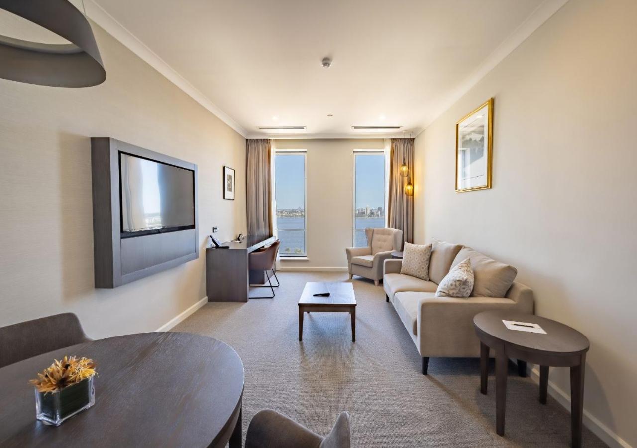 Duxton Hotel Перт Екстер'єр фото A suite at the hotel
