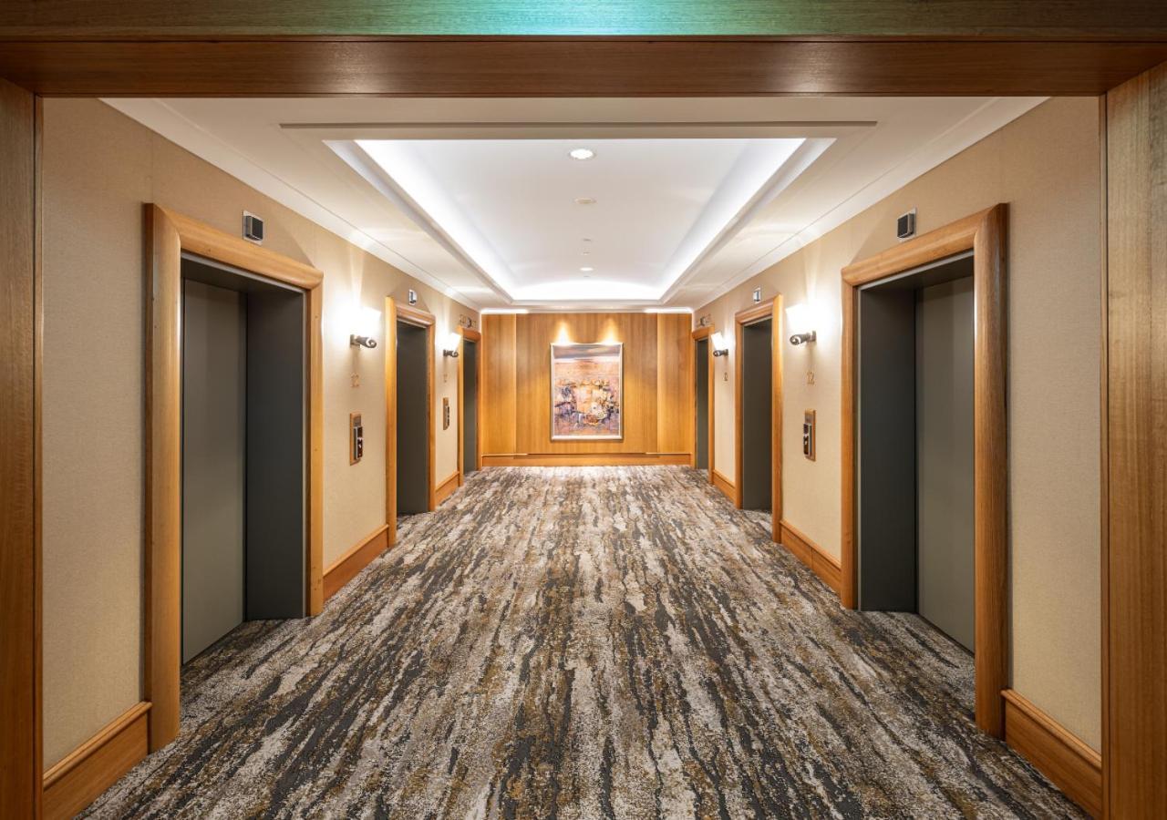 Duxton Hotel Перт Екстер'єр фото The elevators at the 10th floor